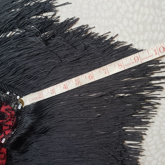 1920s Style Black & Red Sequined Sleeveless Cocktail Dress with Fringe - Picture 12 of 16
